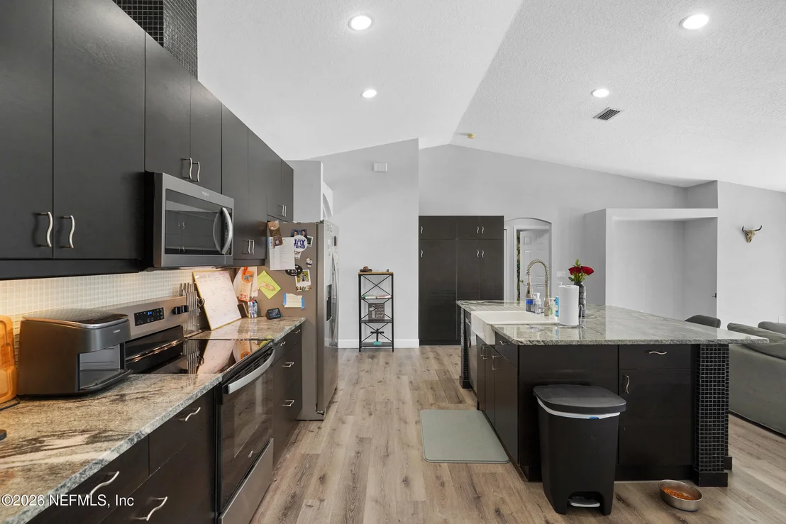 Photo of 43 LANGDON Drive