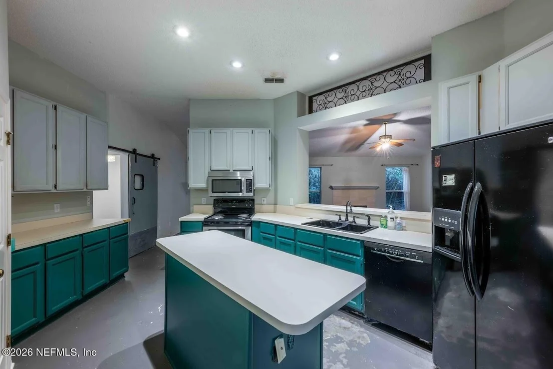 Photo of 6034 WINDING BRIDGE Drive
