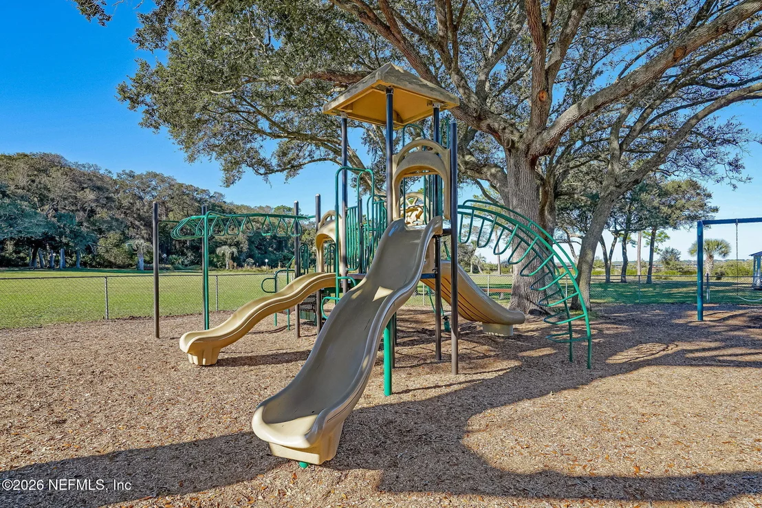 Photo of 995 ALCALA Drive