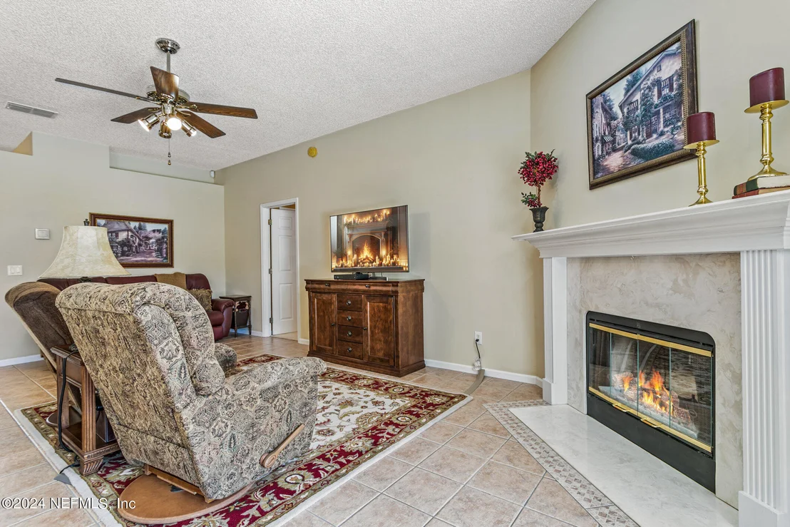 Photo of 128 IVY LAKES Drive