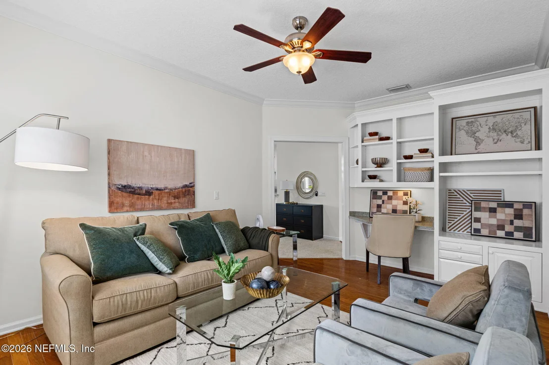Photo of 332 MARSHSIDE Drive N