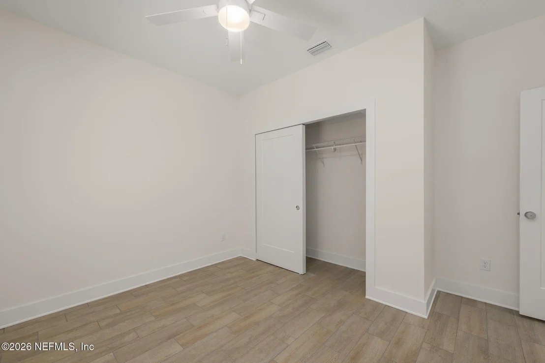 Photo of 886 W 3RD Street