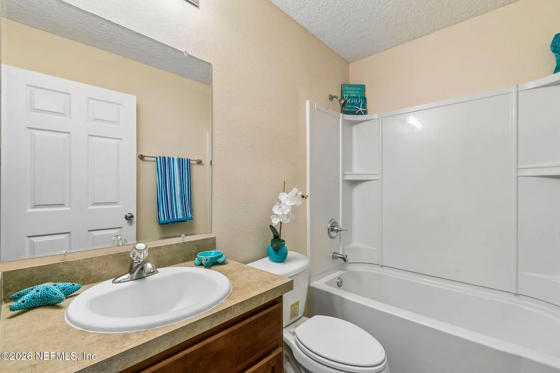 Photo of 73 S TWIN MAPLE Road