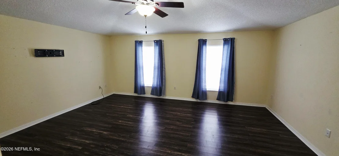 Photo of 8733 HUMBERSIDE Lane