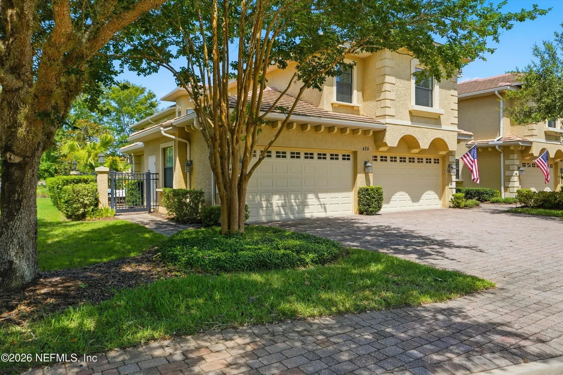 Photo of Unit 201 at 175 LATERRA LINKS Circle