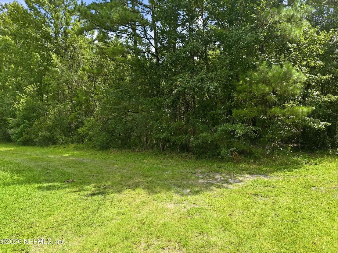 Photo of 143 PINE TREE Road