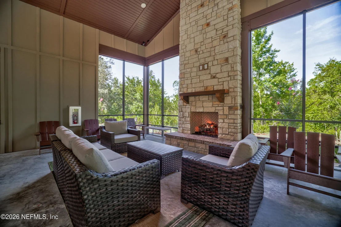Photo of 307 BUFFALO Court