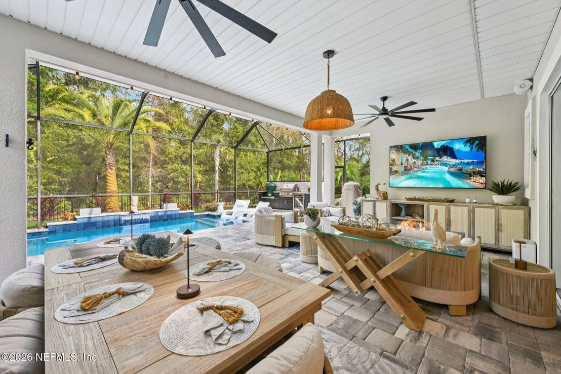 Photo of 32 HIGH OAKS Place