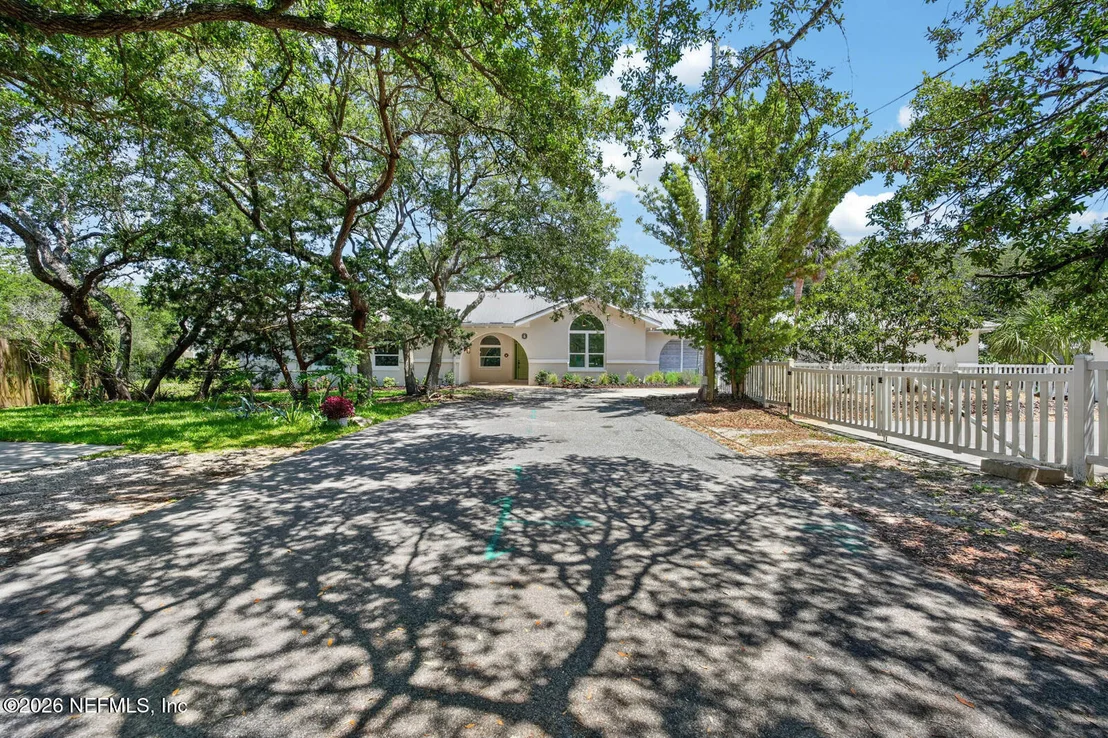 Photo of 5 SANTA MARIA Lane