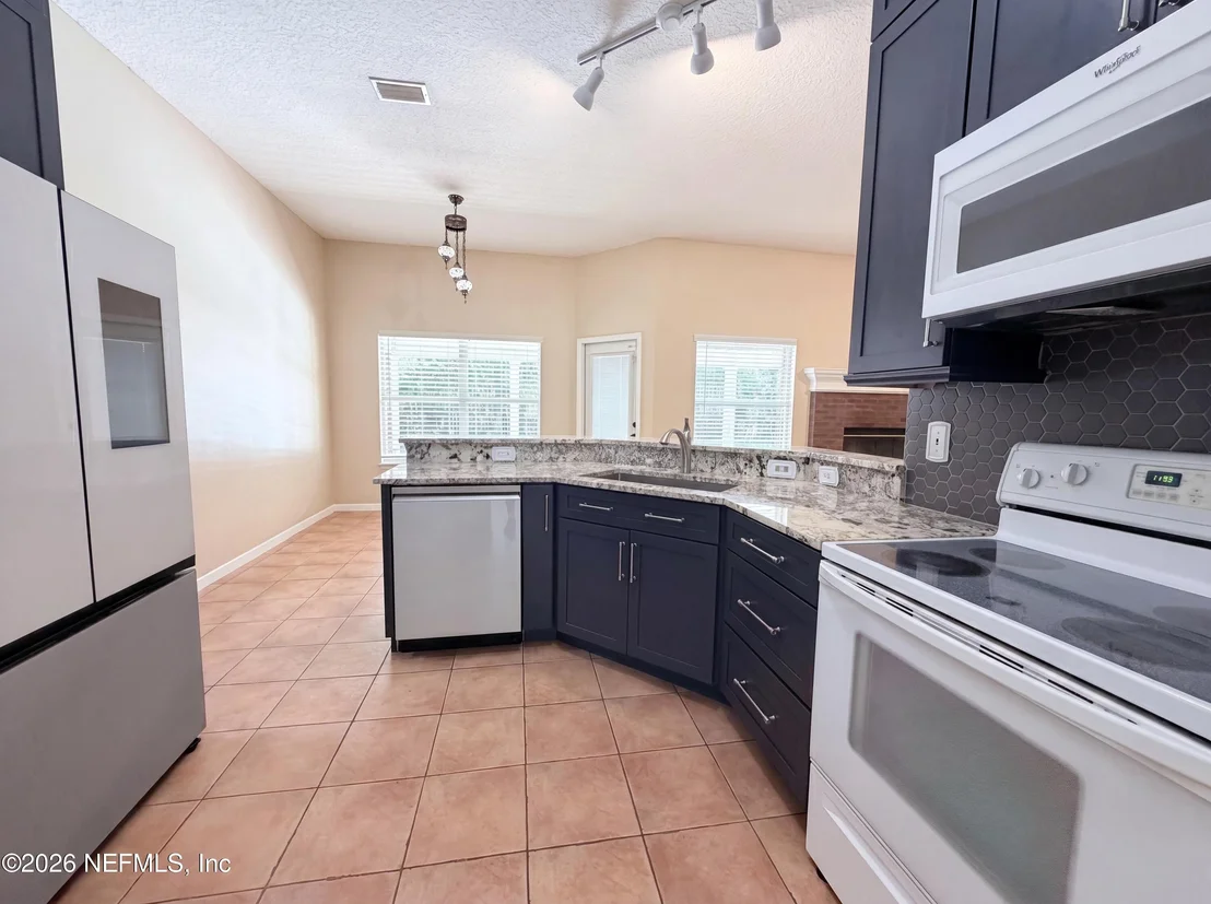 Photo of 2775 RAVINES Road