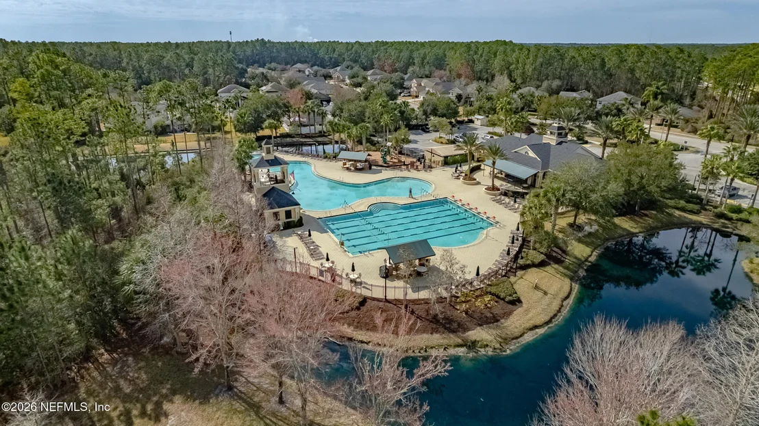 Photo of 285 W ADELAIDE Drive