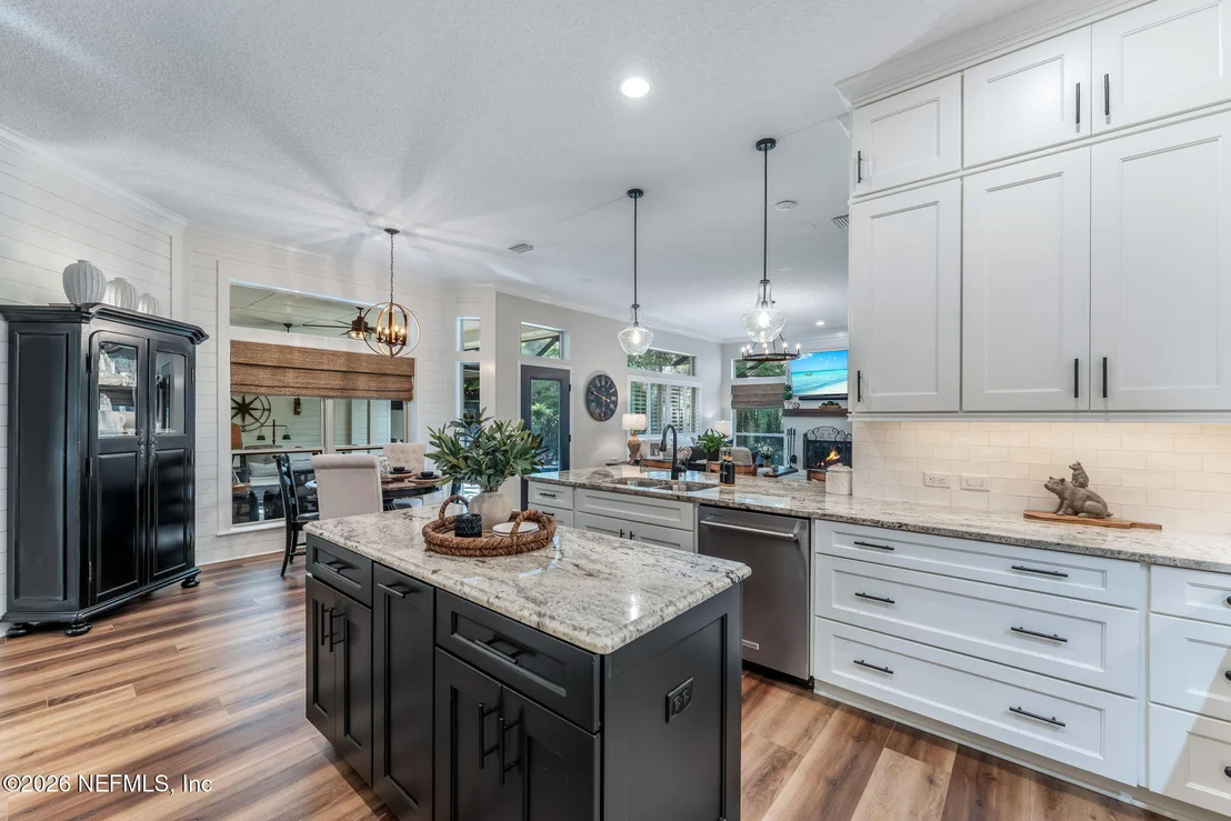 Photo of 1204 CREEK BEND Road