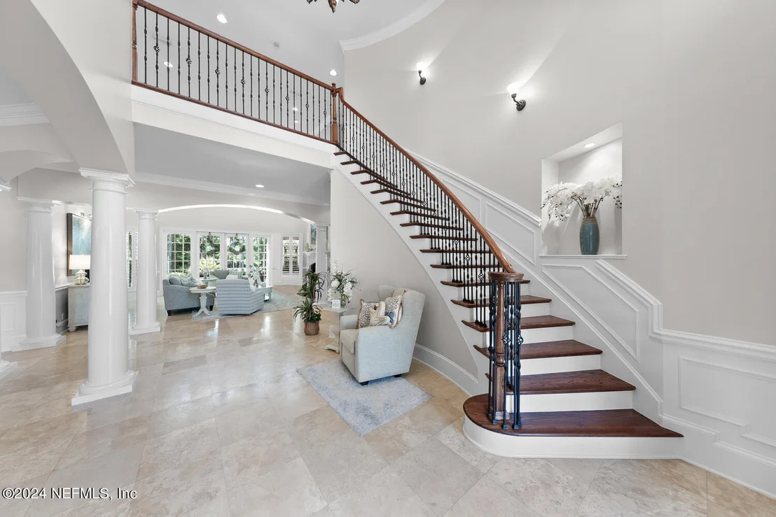 Photo of 752 PROMENADE POINTE Drive