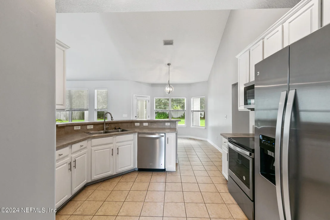 Photo of 4120 LONICERA Loop