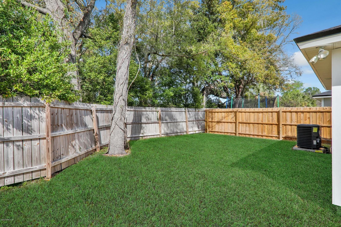 Photo of 8427 THOR Street