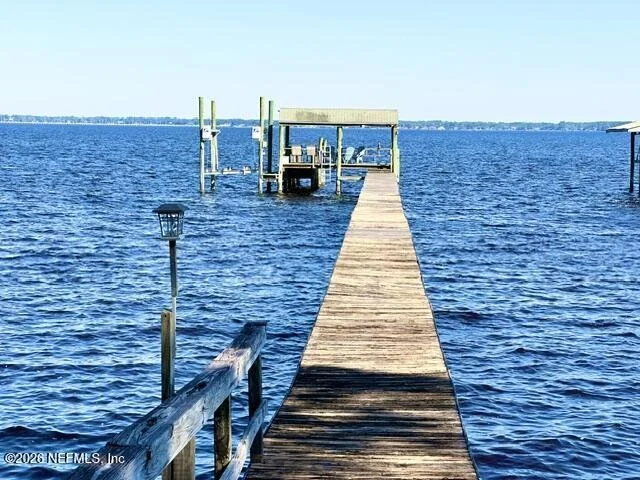 Photo of 930 RIVER Road