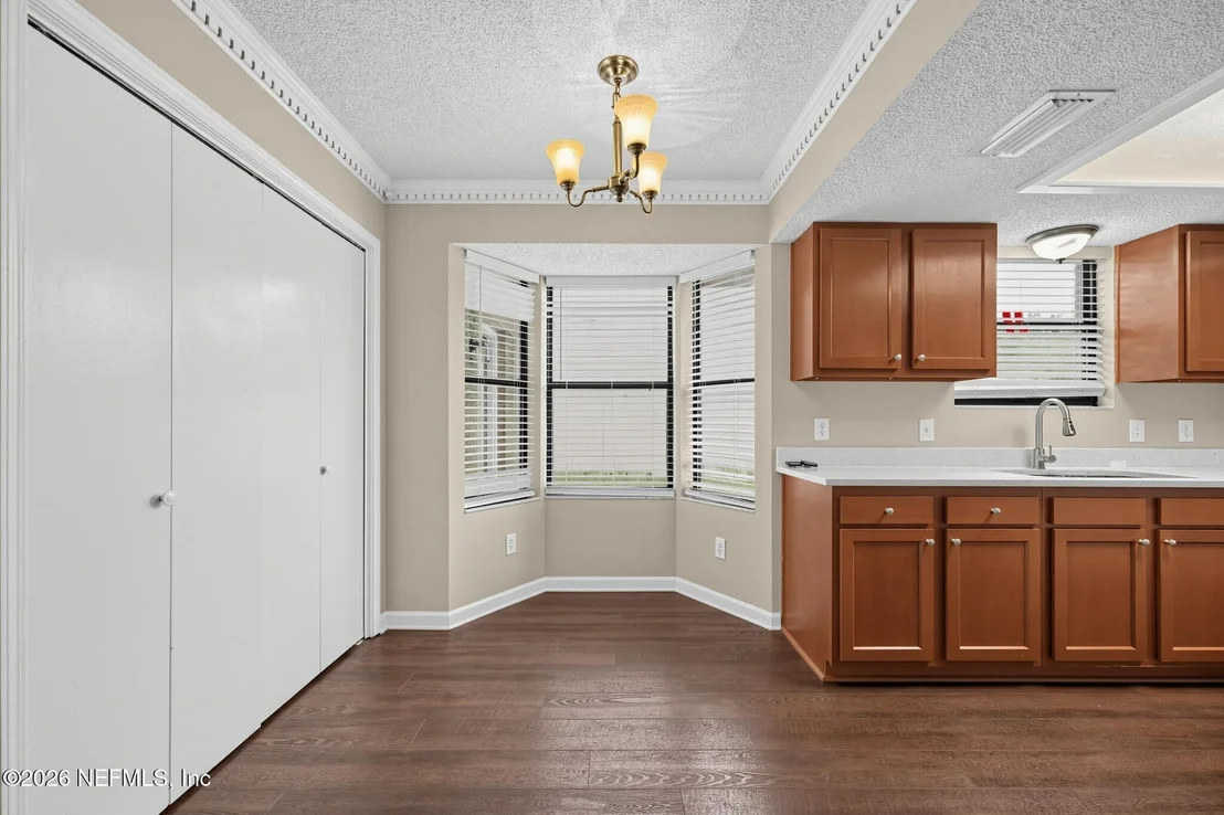 Photo of 977 SANDSTONE Drive