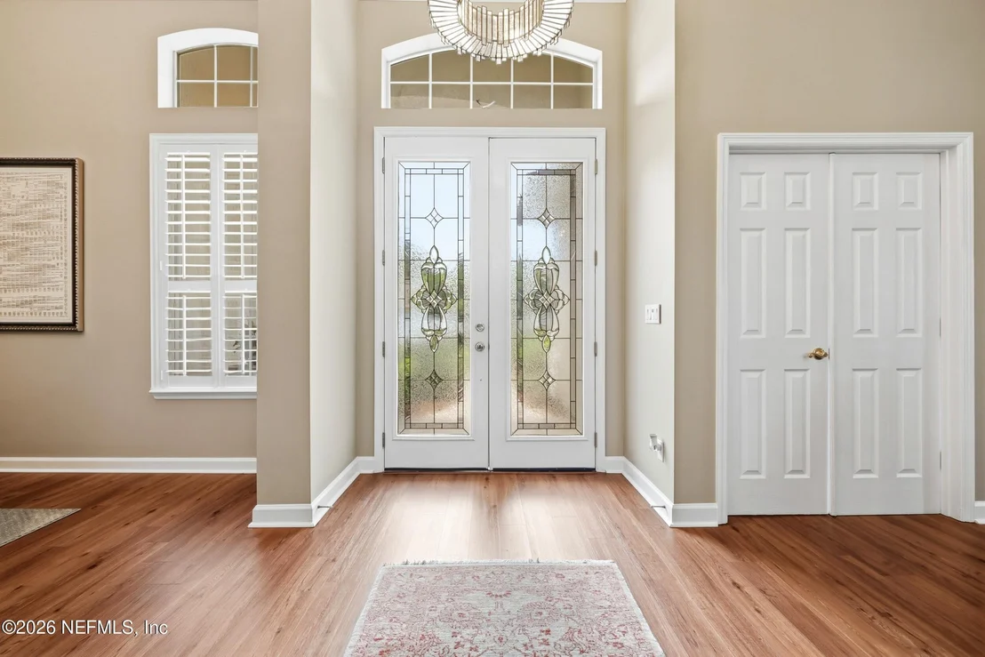 Photo of 828 RILEY Lane