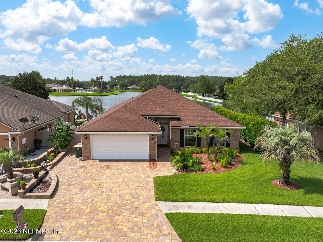 Photo of 12156 CEDAR TRACE Drive N