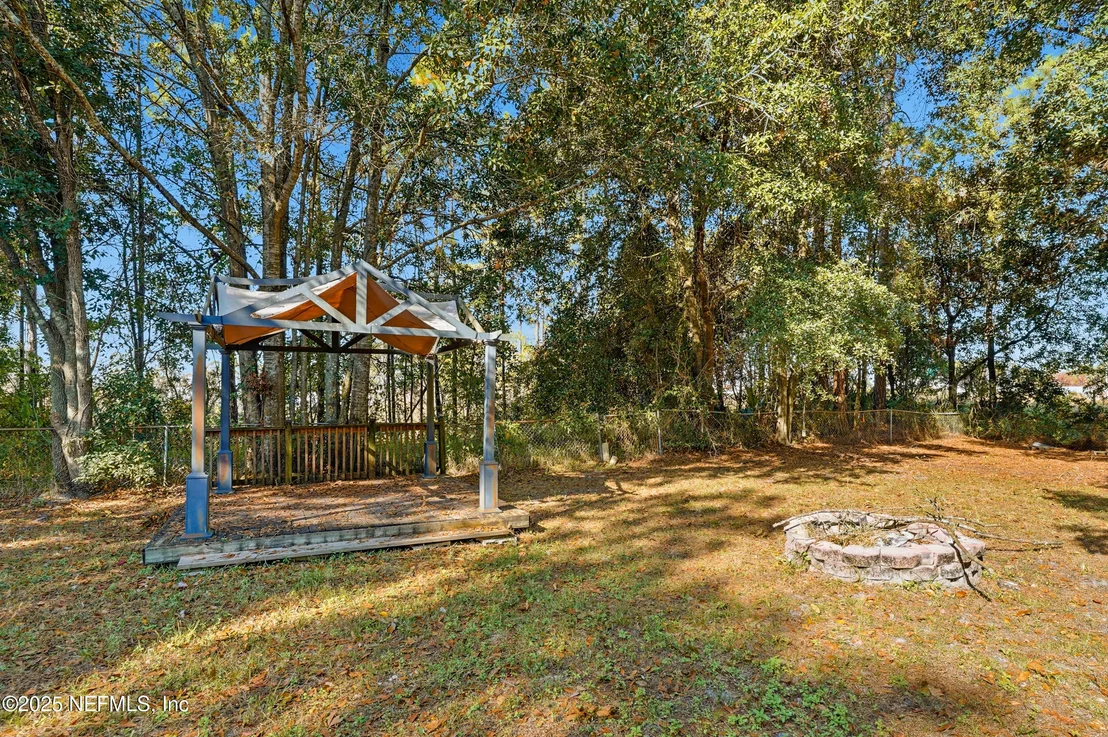Photo of 11948 AARON Road
