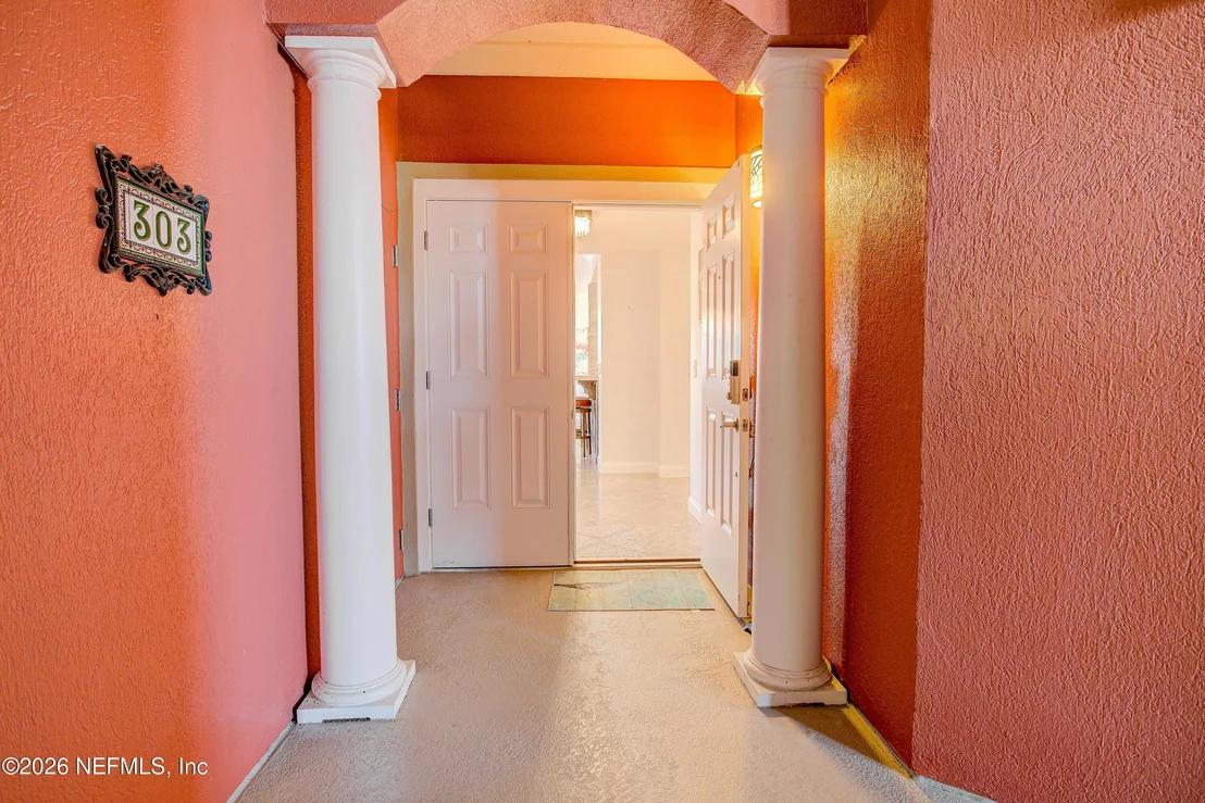 Photo of Unit 303 at 115 SUNSET HARBOR Way
