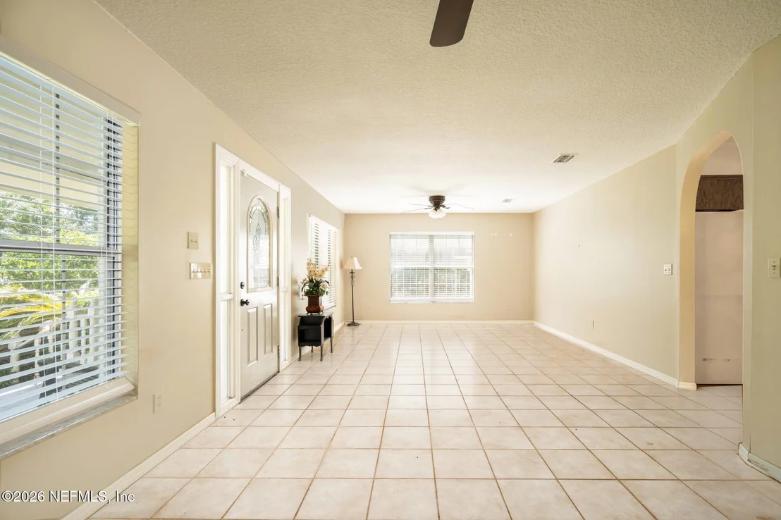 Photo of 542106 LEM TURNER Road