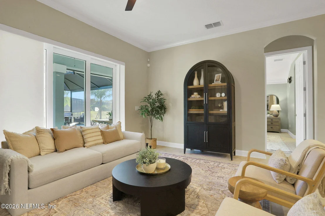Photo of 537 BELEN Lane