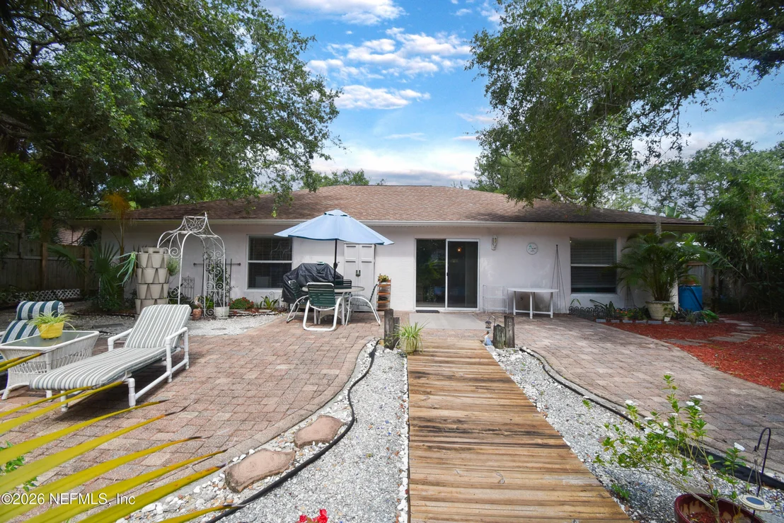 Photo of 1711 OLD BEACH Road