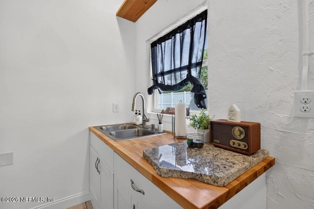 Photo of 4186 RUBY Drive E