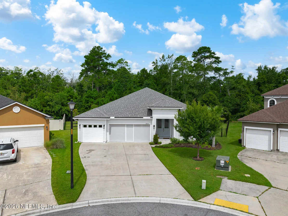 Photo of 3806 HAMMOCK BLUFF Drive