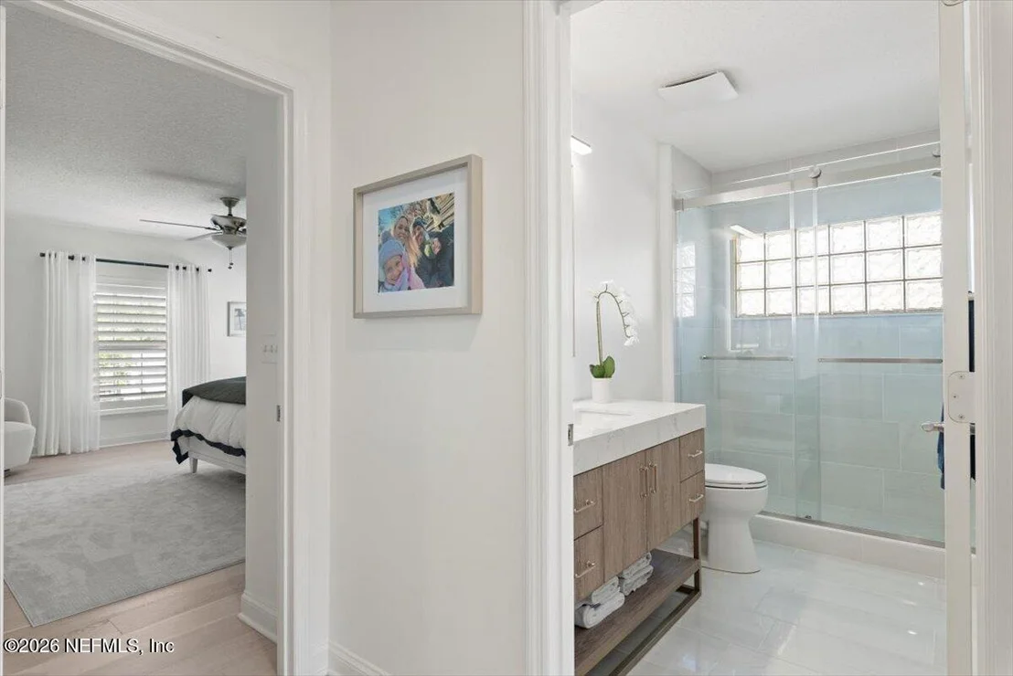 Photo of 844 EAGLE POINT Drive