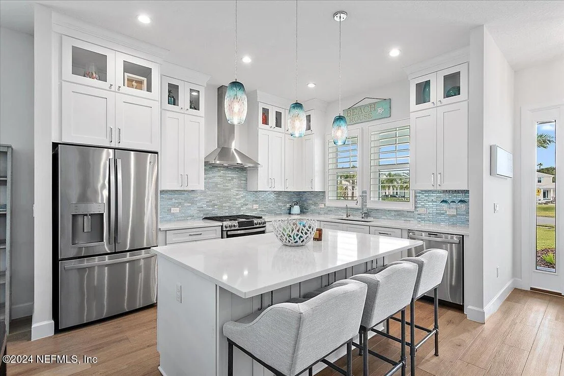 Photo of 150 OCEANVIEW Drive