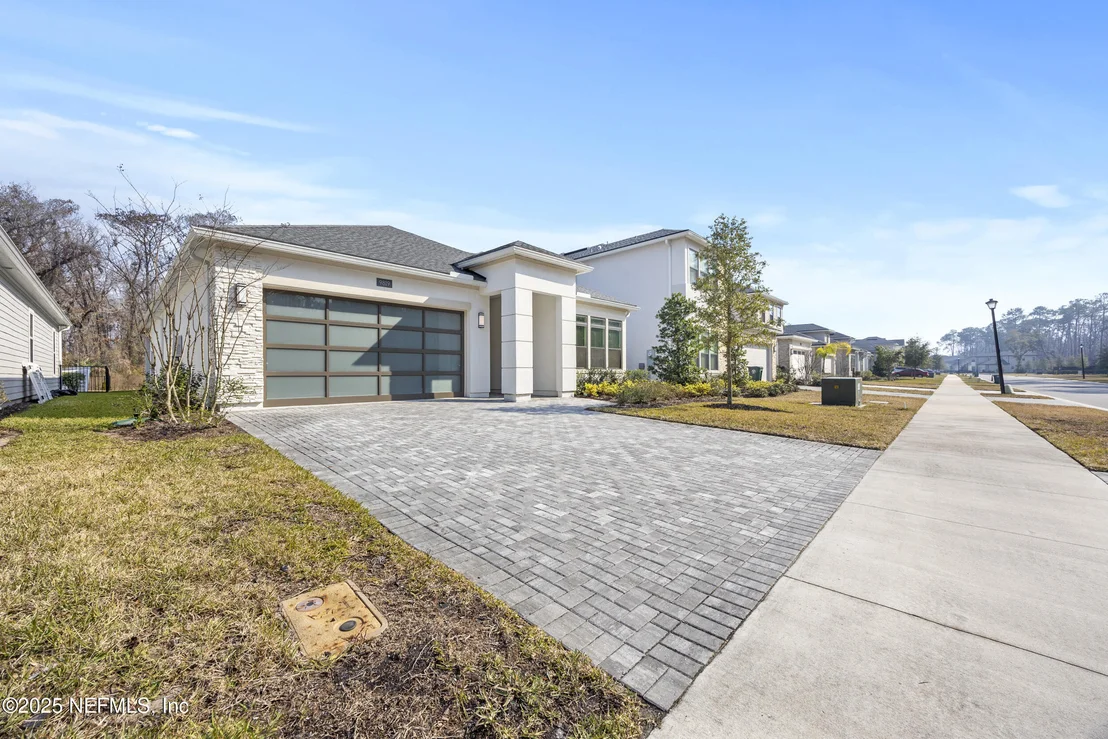Photo of 9819 FILAMENT Boulevard