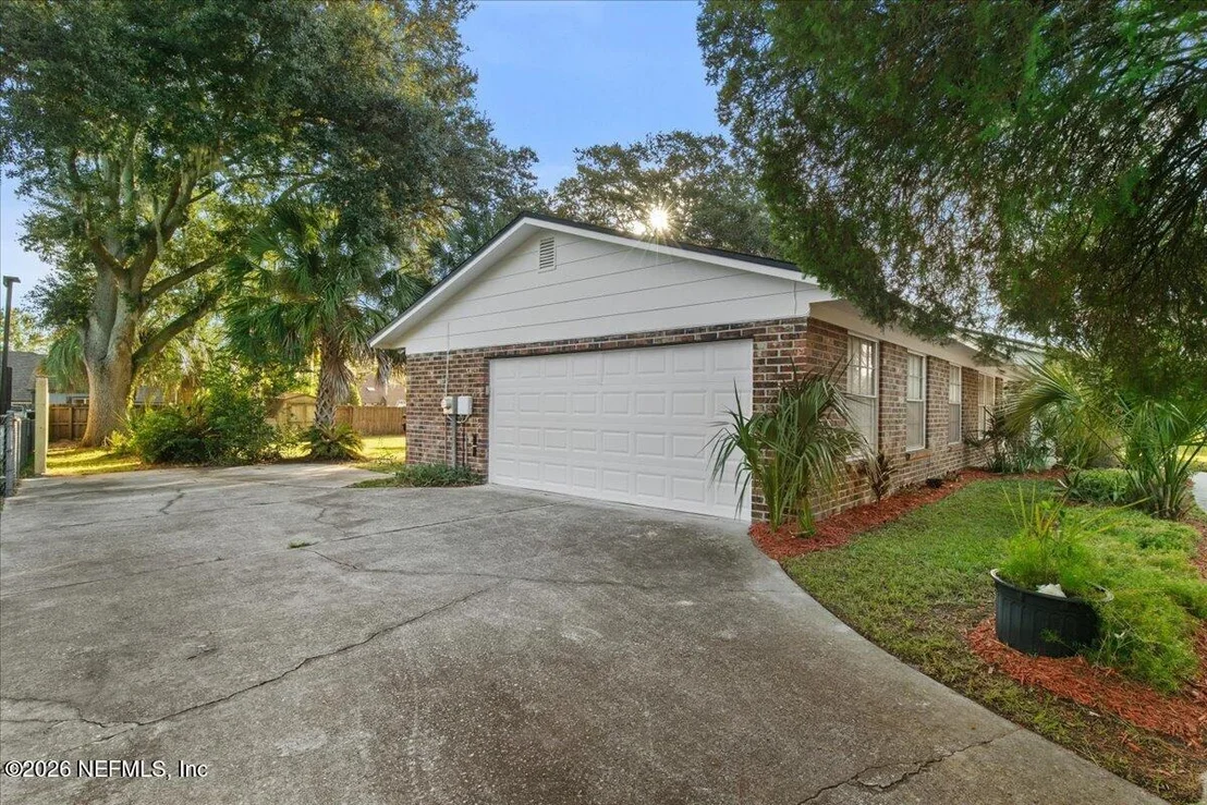 Photo of 186 FOXRIDGE Road