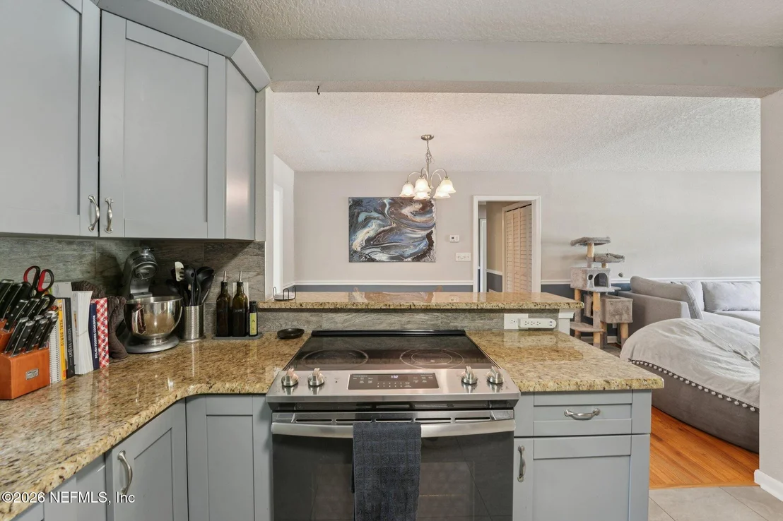 Photo of 5112 OAKSIDE Drive