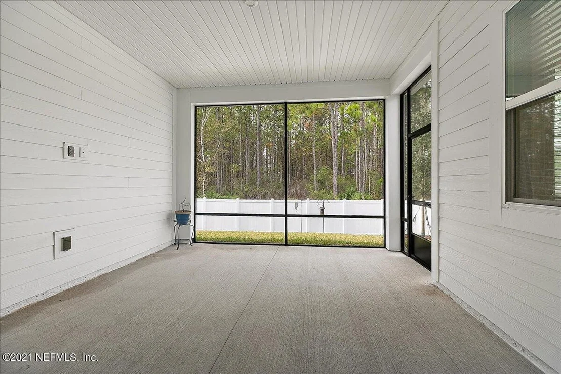 Photo of 105 OAK SHADOW Place