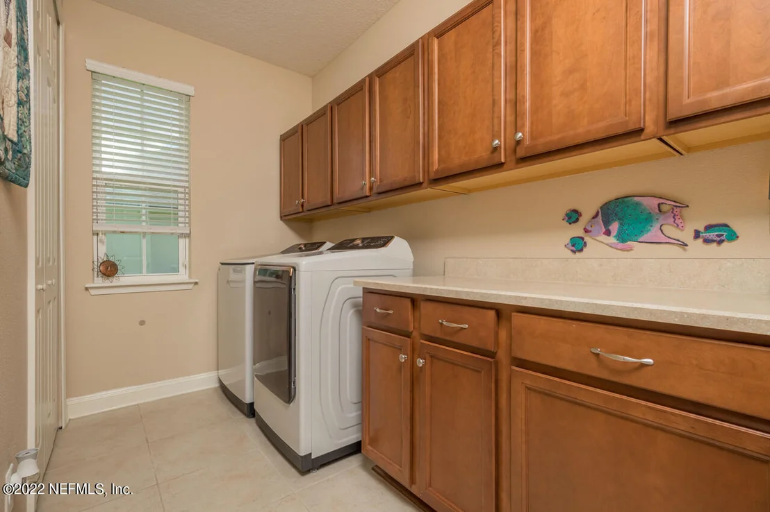 Photo of 121 DEERFIELD GROVE Way