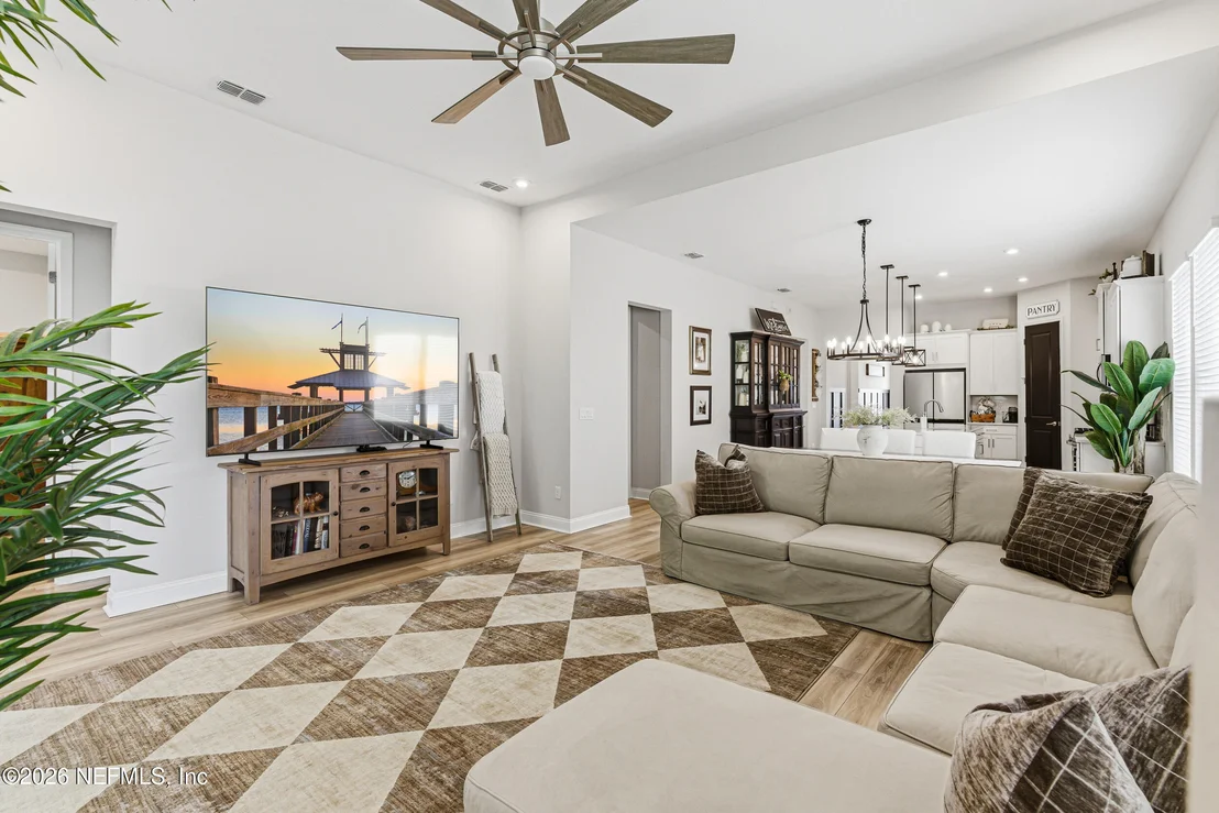 Photo of 144 SILKGRASS Place