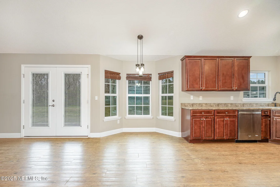 Photo of 52185 ALBANY Place