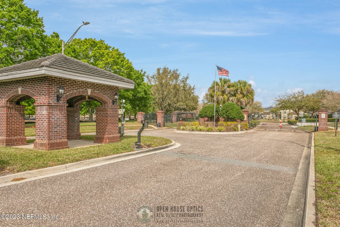 Photo of 10133 DELPOINT Lane