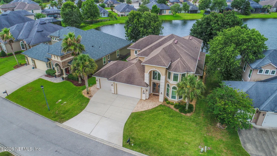 Photo of 137 ELLSWORTH Circle