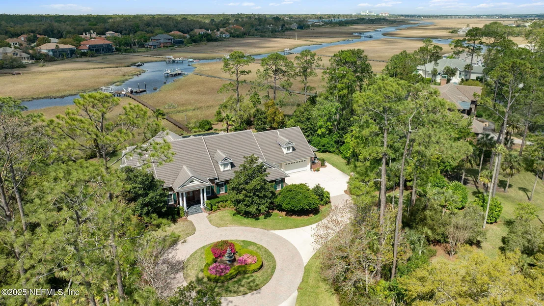 Photo of 231 DEER HAVEN Drive