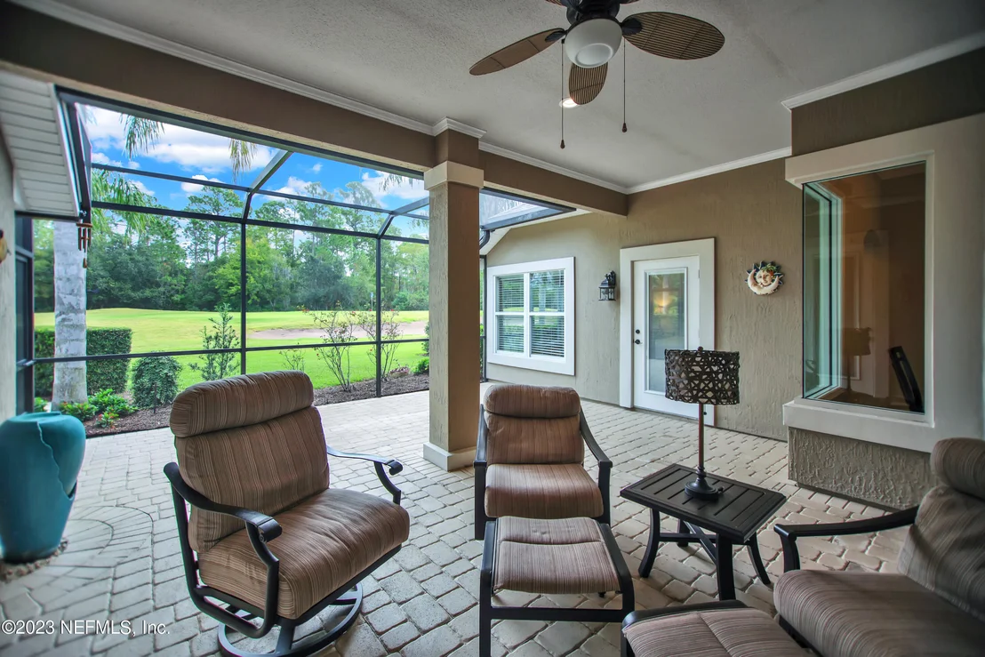 Photo of 944 OXFORD Drive