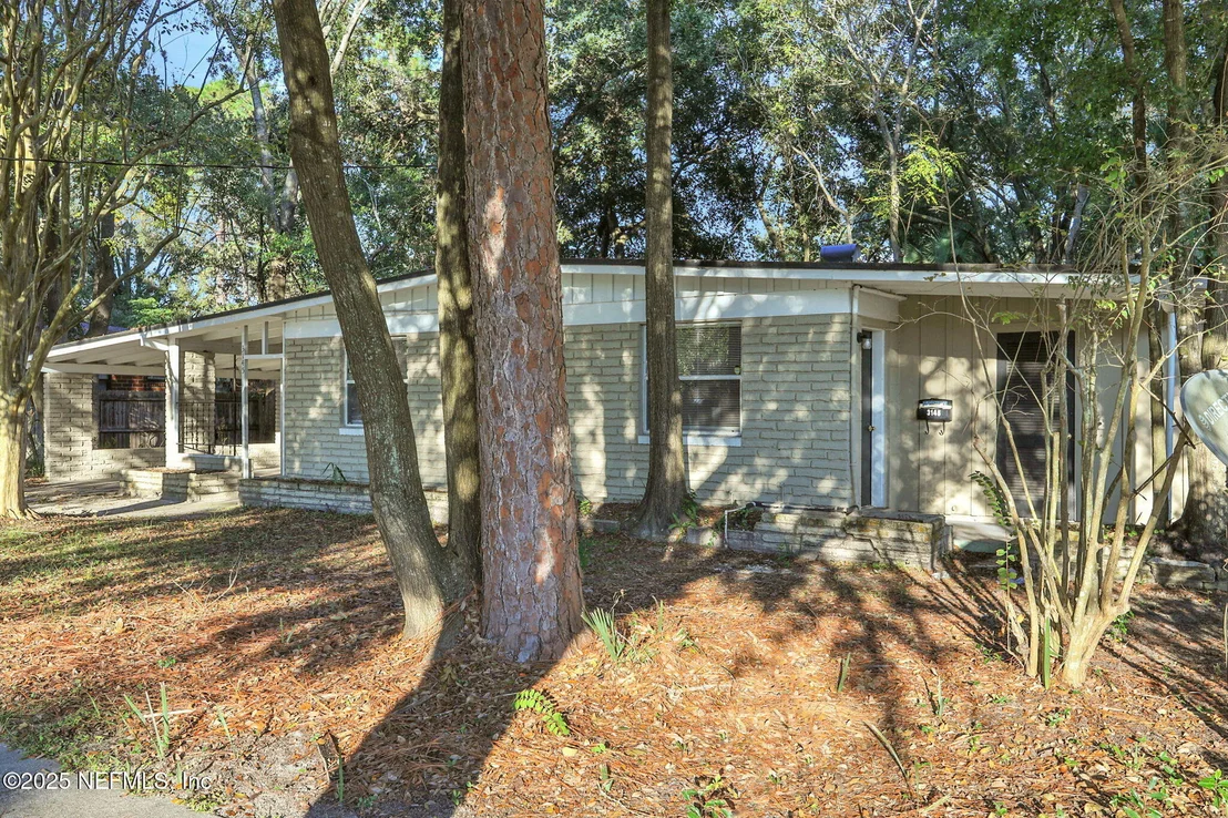 Photo of 3145 PLUMTREE Drive