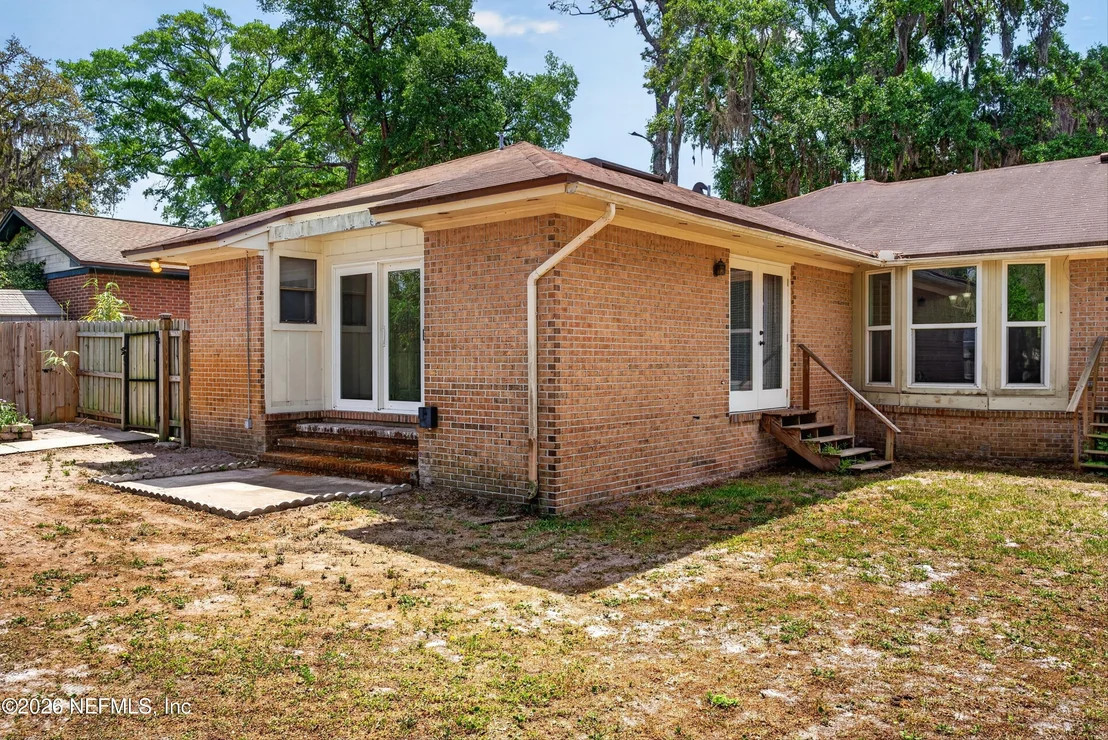 Photo of 5353 RIVERTON Road