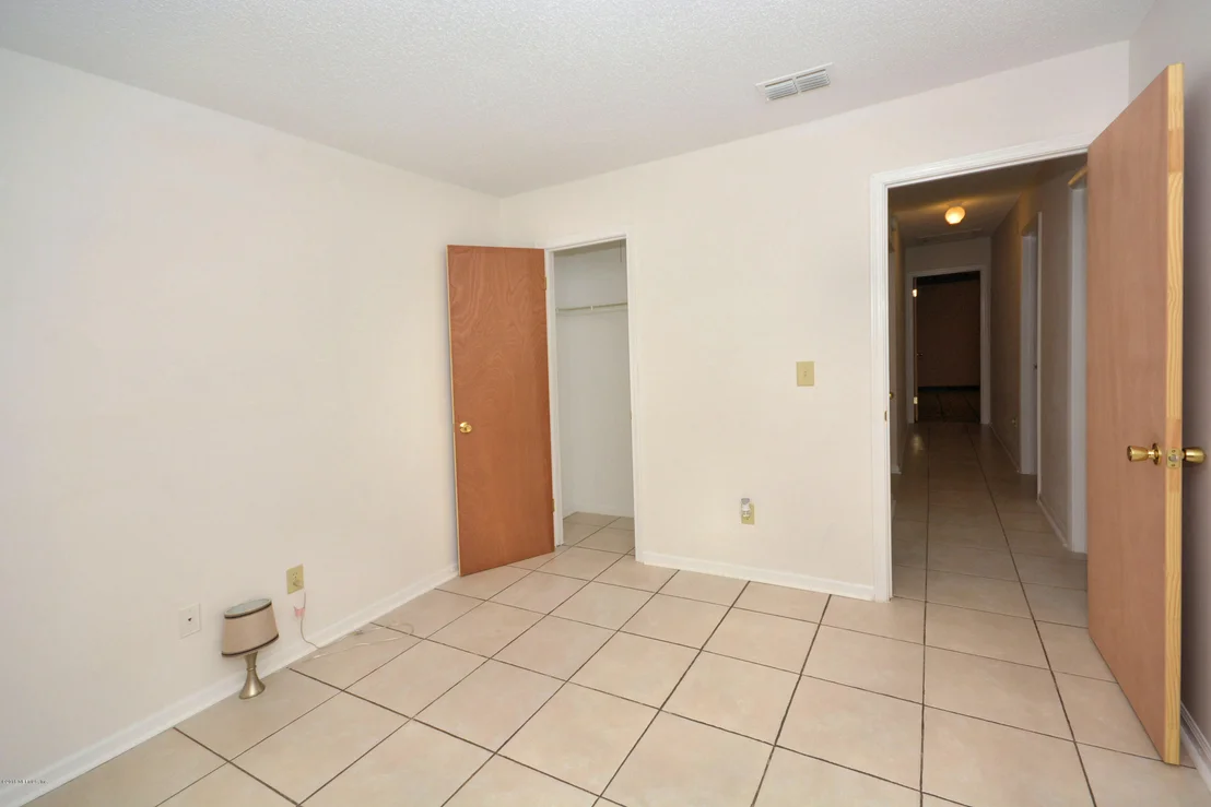 Photo of 13621 PICARSA Drive