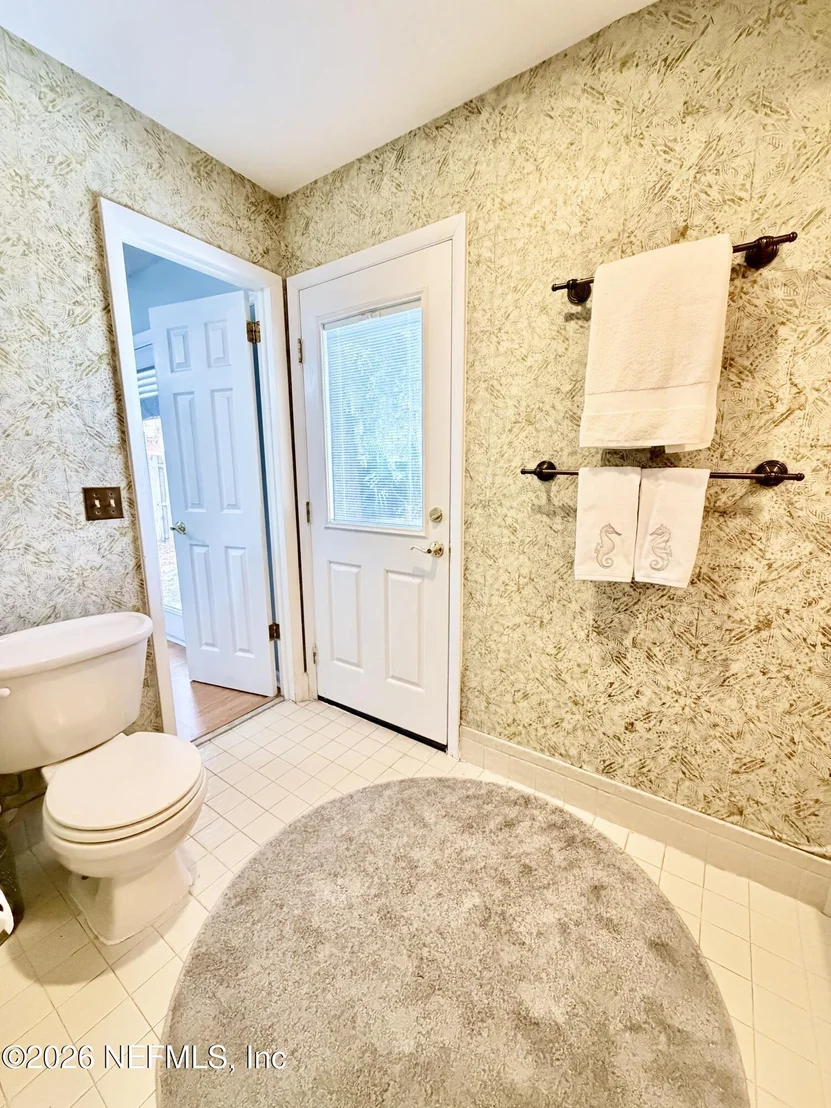 Photo of 2857 BEAUCLERC Road