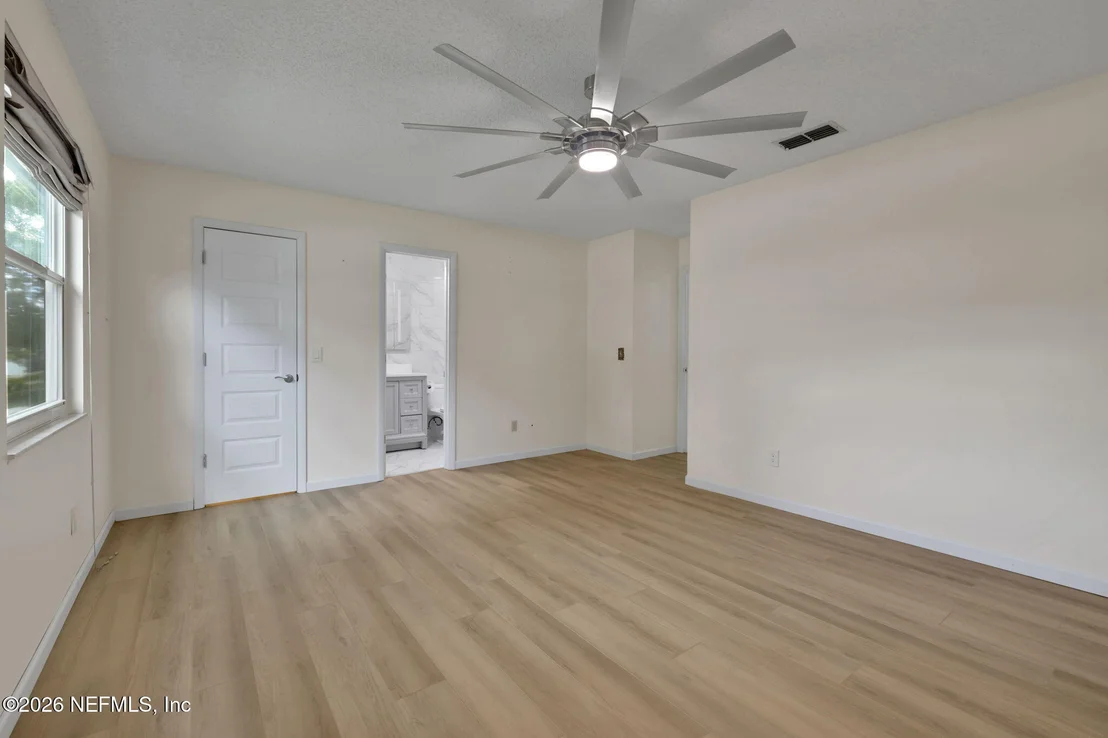 Photo of 11530 BROAD LEAF Drive