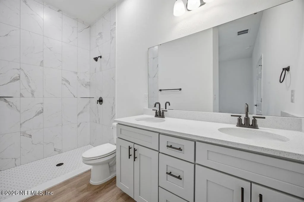 Photo of 12164 LYONS Street