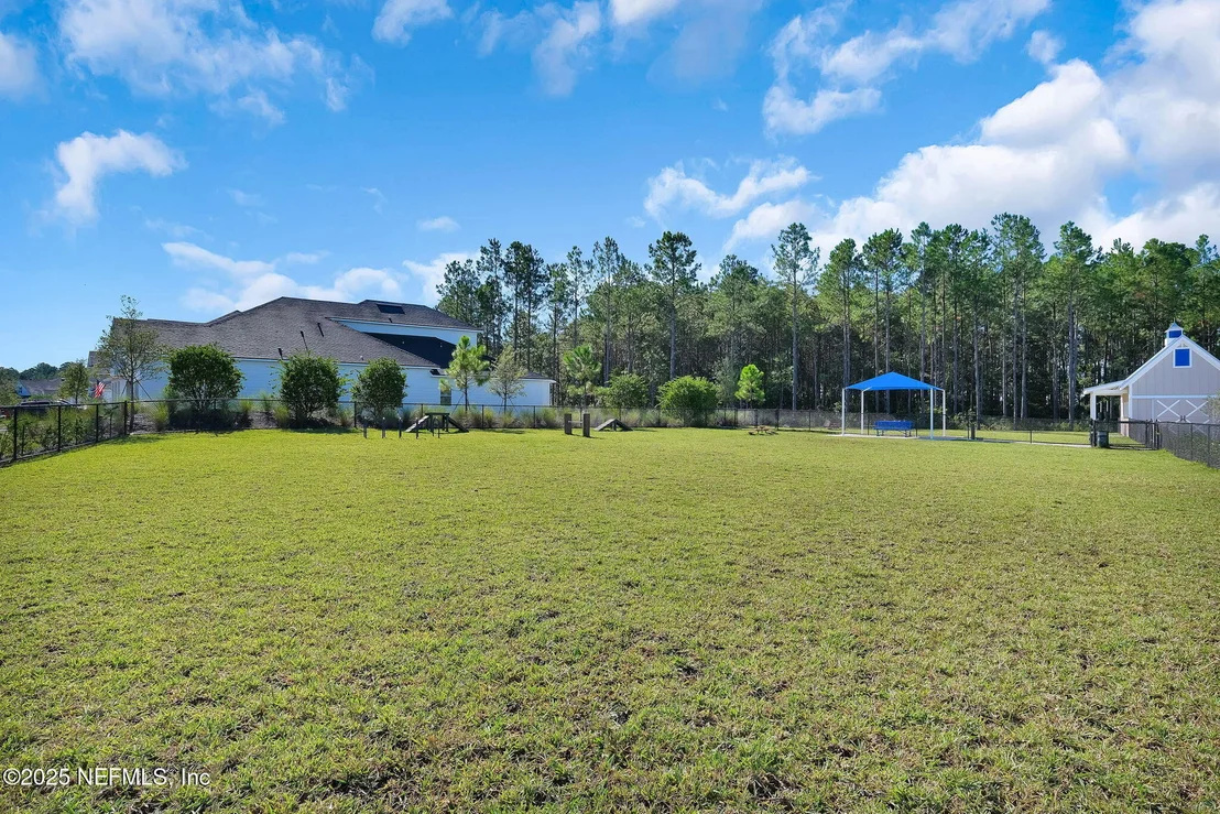Photo of 138 PINE BLUFF Drive